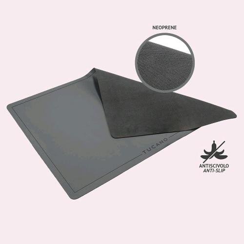 TUCANO DESK PAD MAXI TAPPETINO PER MOUSE XXL IN NEOPRENE ANTISICIVOLO 670 x 420m